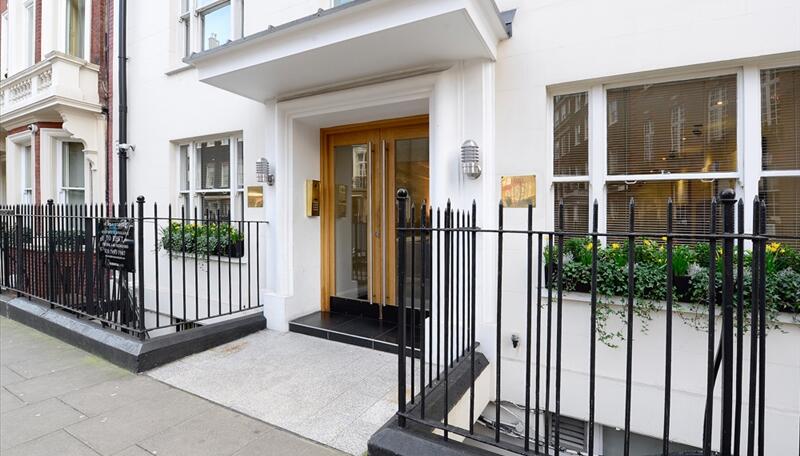 39 Hill Street, London, London